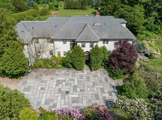 300 Fox Hill St, Westwood, MA 02090