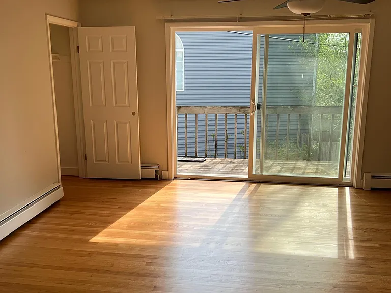 29 W Willow St #2 — Photo 2