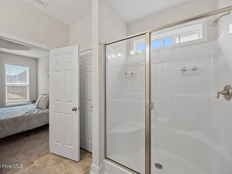 3982 Eclipse Ave NE — Photo 30
