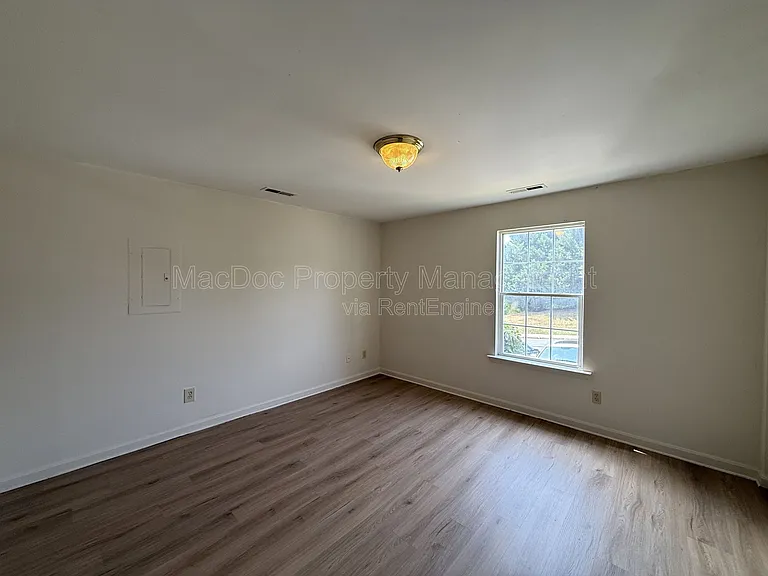 76 Red Maple Ct #100 — Photo 12