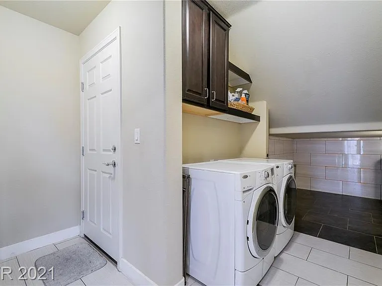 6783 Flamenco Ct — Photo 12