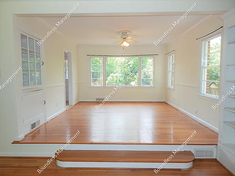 1033 Scott Blvd — Photo 6
