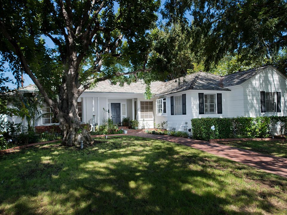 1st image of 4955 Odessa Ave