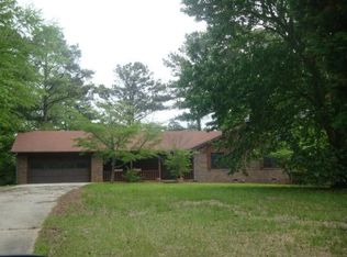 2522 Whispering Pines Dr, Grayson, GA