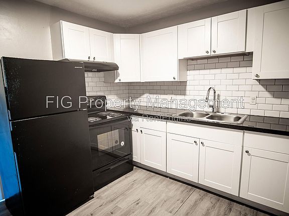 3rd image of 4834 Scheel Rd #104