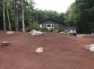 71 Cambridge Rd, Bedford, NH 03110