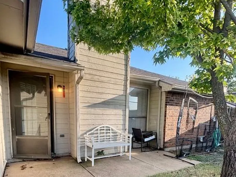 8220 Willow Creek Dr — Photo 15