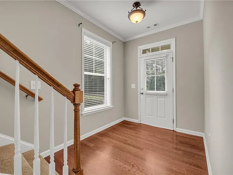 501 Grove Field Ct — Photo 11