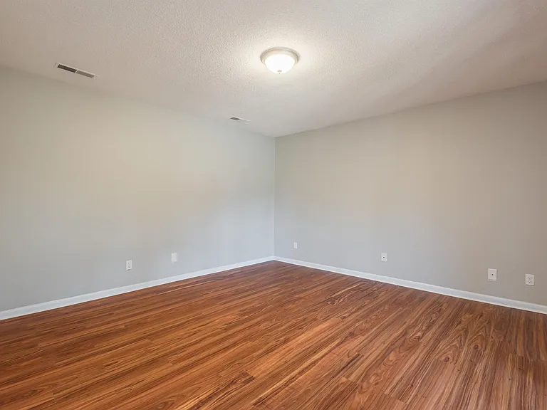 502 Cedartop Ln #B — Photo 15