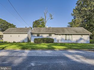 8447 Lyndale Rd, Pasadena, MD 21122