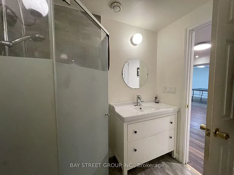 2589 Addingham Cres — Photo 14