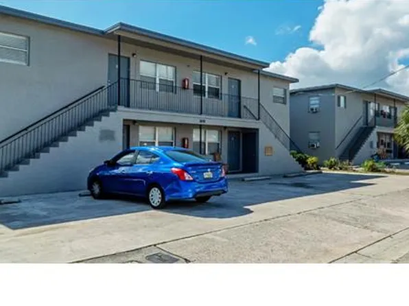 1425 W 31st St #2, West Palm Beach, FL 33404