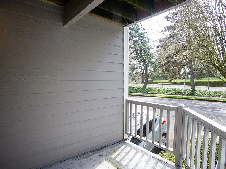 245 SW Hooker St #3 — Photo 14