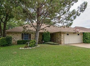 3525 Wedgworth Rd S, Fort Worth, TX 76133