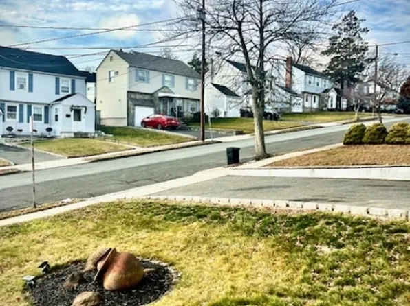 128 White Oak Ter, Belleville Twp., NJ 07109