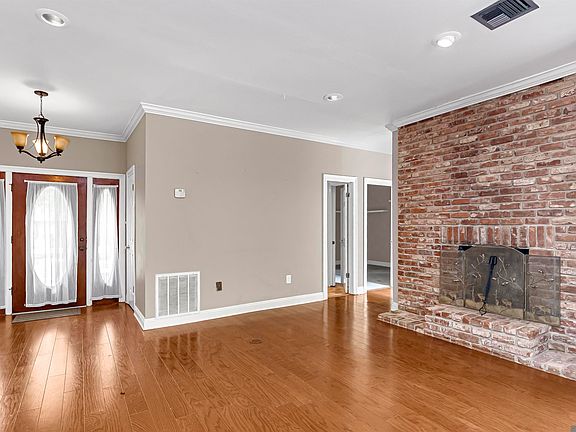 5th image of 880 Rue Crozat