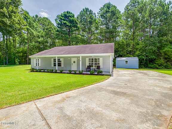 2nd image of 1527 Redfish Dr SE