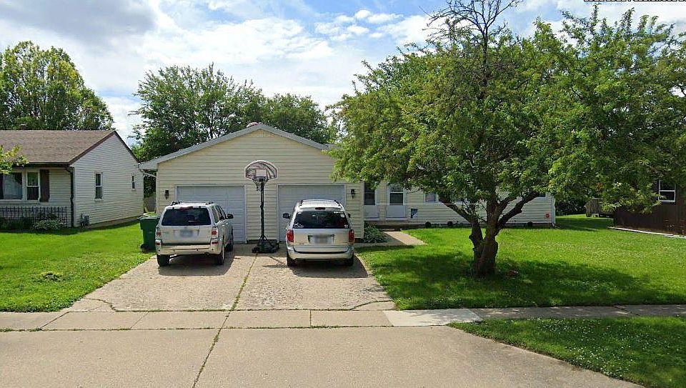 1st image of 1511 Pebblewood Dr