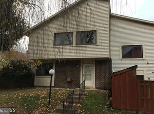 10681 Myrtle Oak Ct, Burke, VA 22015