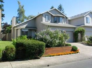 8283 SW Langtree St, Tigard, OR 97224