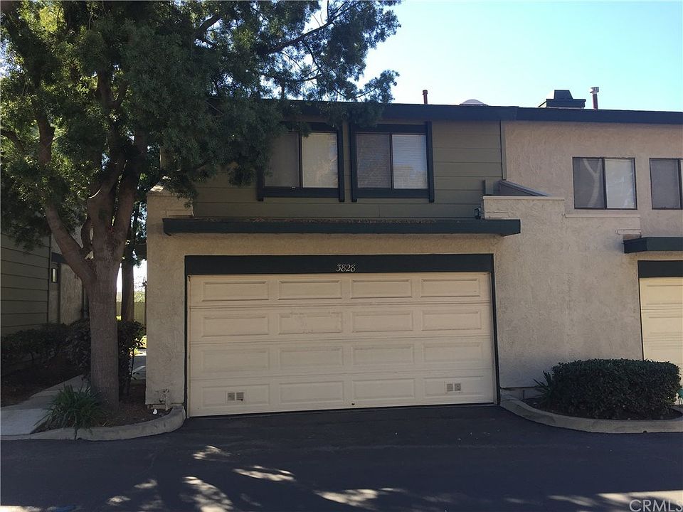 1st image of 3828 Mahogany St