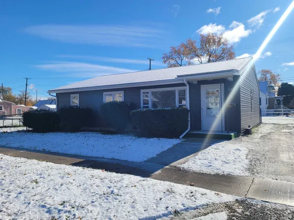 1434 Nelson St, Port Huron, MI 48060