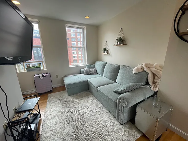 205 Endicott St #4 — Photo 4