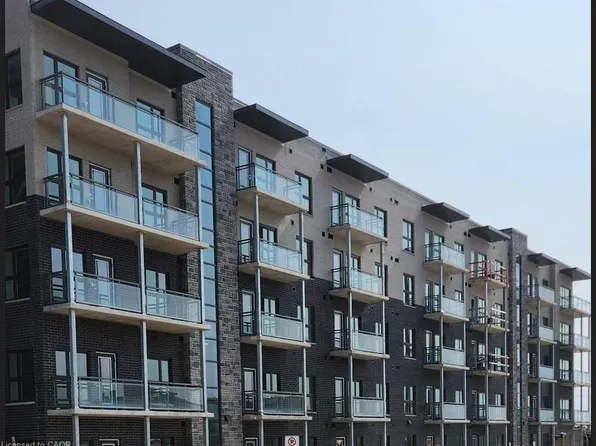 1101 Lackner Pl #201, Kitchener, ON N2A 0L3