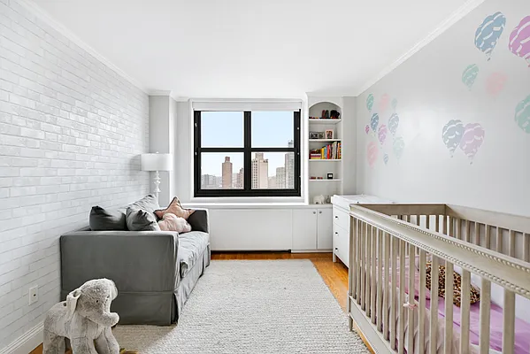 Sold by Compass | media 5