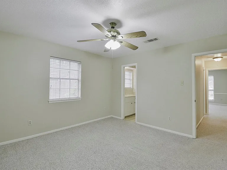 419 S Starboard St — Photo 18