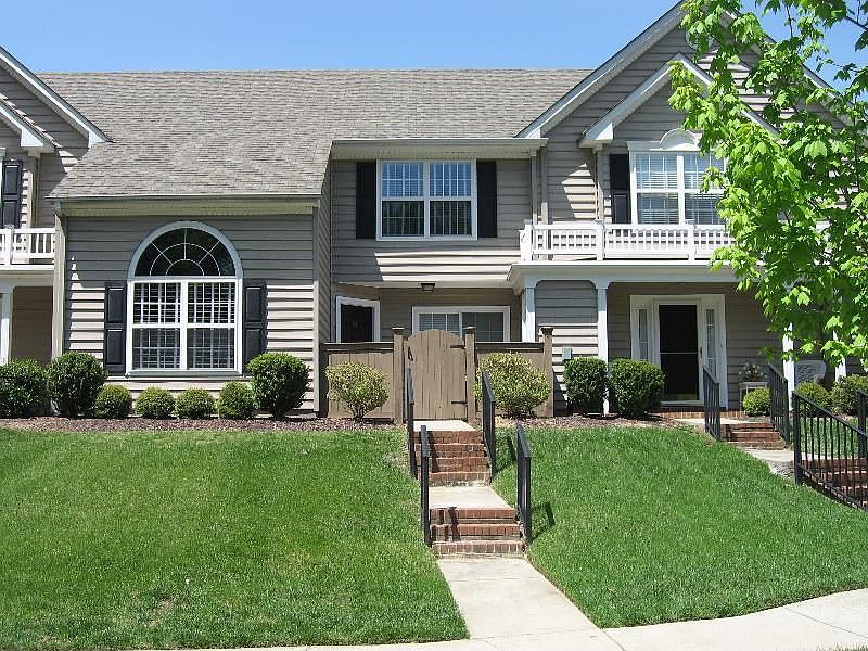 1st image of 707 Settlement Dr