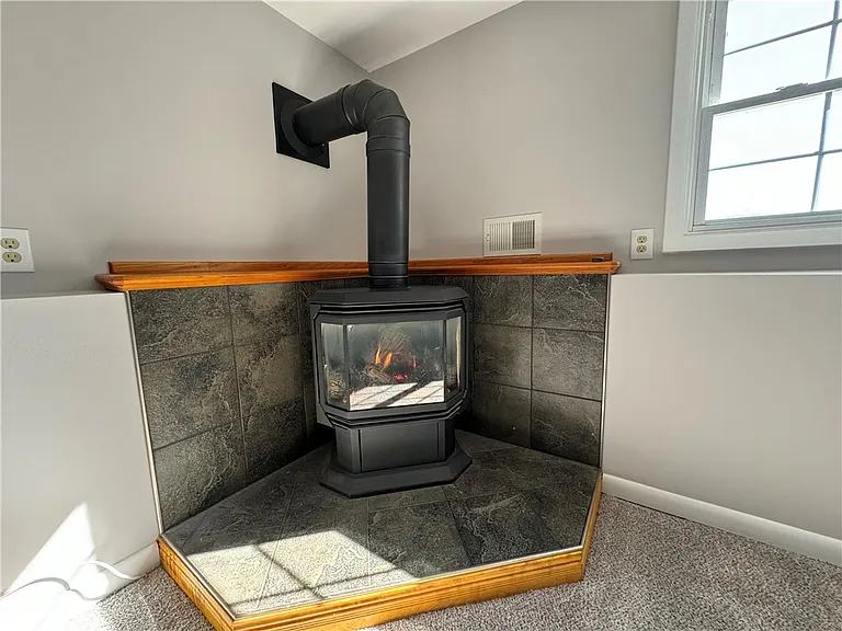 1095 Hamlin Parma Townline Rd — Photo 16