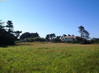 8 Saint SW, Bandon, OR 97411