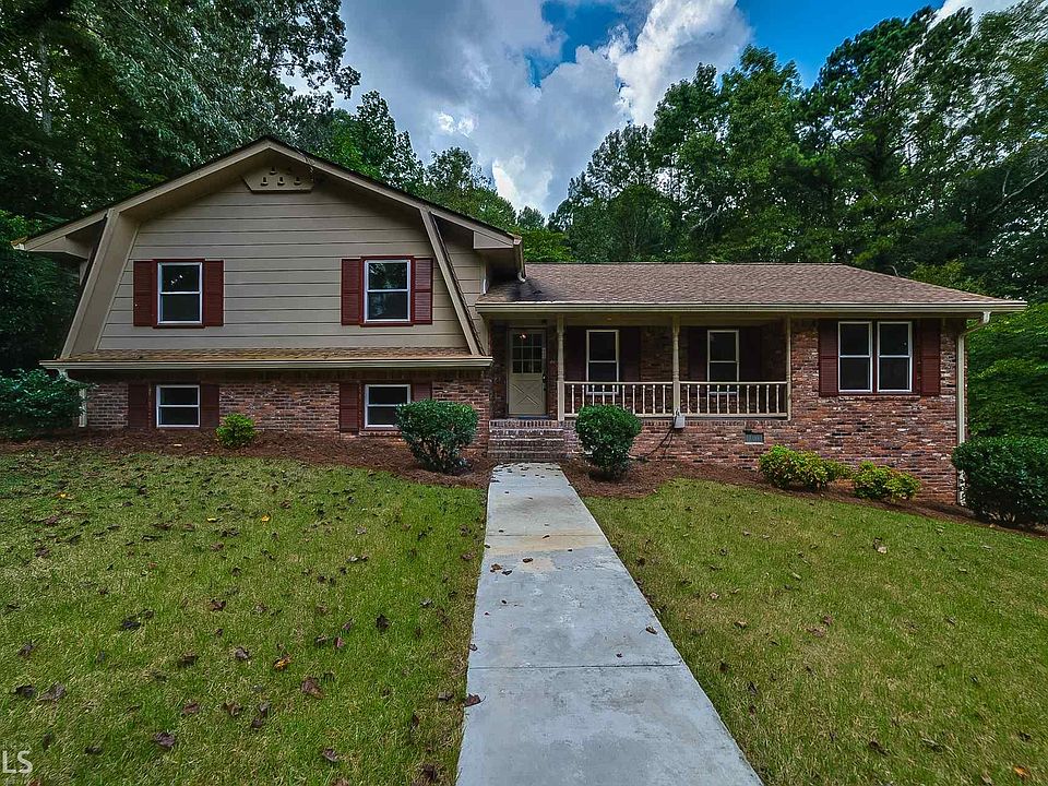 1st image of 3252 Wanda Woods Dr