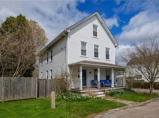 22 Oak Dr, Stonington, CT 06378