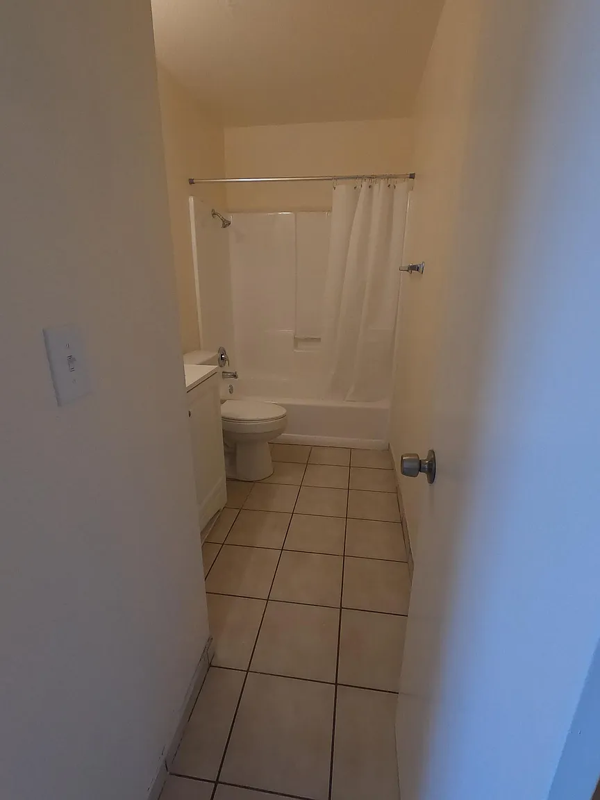 1579 Ellen Ct photo 1