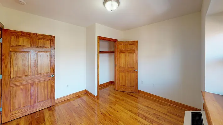 Rented by Metro Garden Realty NYC | media 46