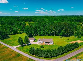 24 Smith Rd, Boaz, AL 35957