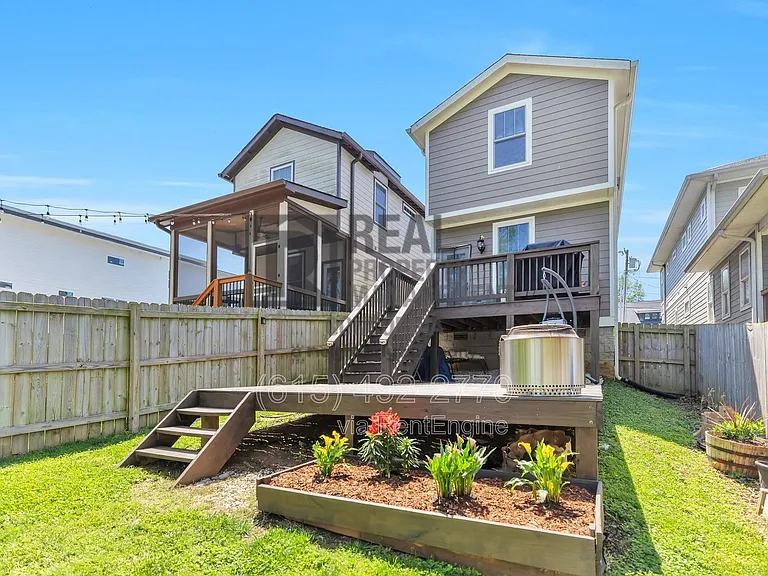 1003C Spain Ave — Photo 18