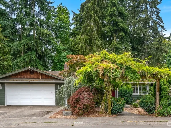 10923 NE 120th Street, Kirkland, WA 98034