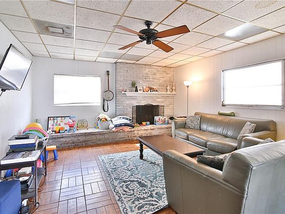 5th image of 2399 Browning St