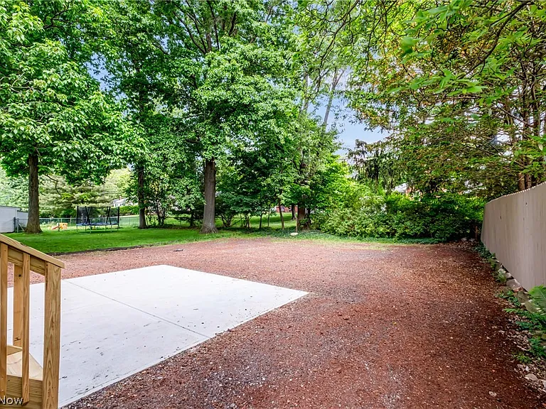 1021 Learidge Rd — Photo 6