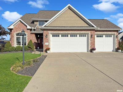 720 Westminster Dr, Washington, IL, 61571