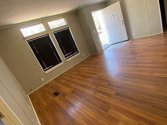 3rd image of 31 Buena Vista Dr