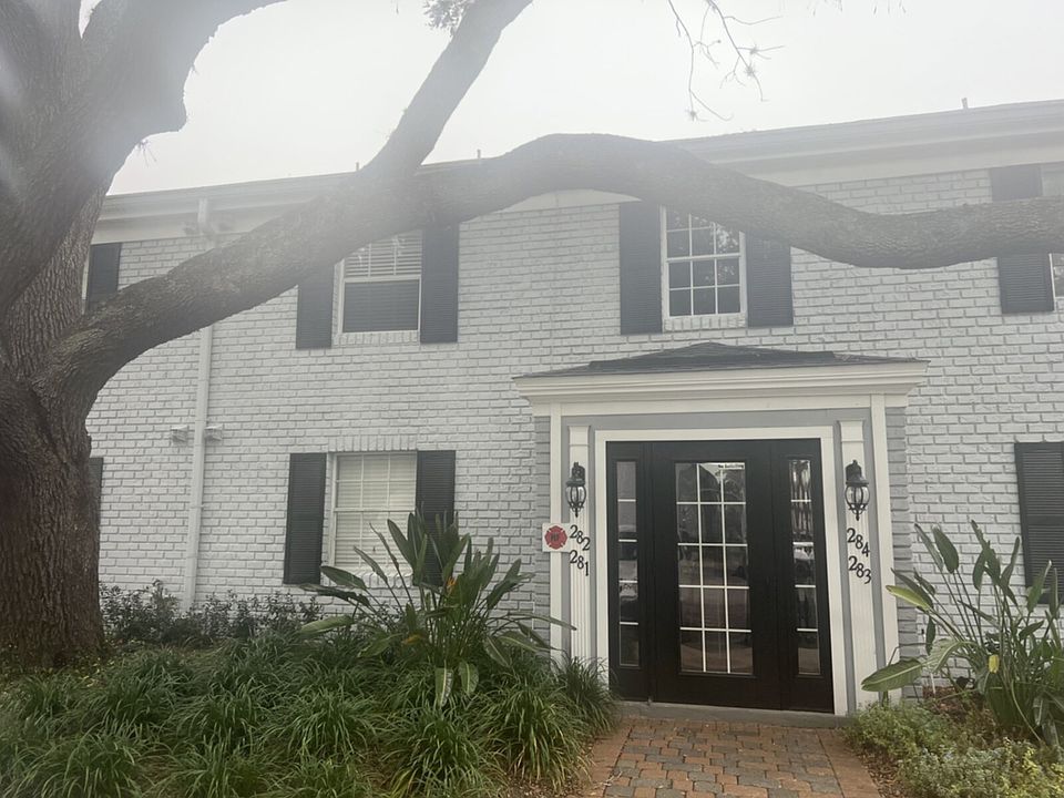 1st image of 286 Lewfield Cir