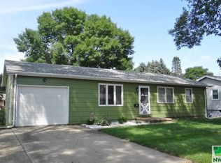 619 Lombardi Rd, Le Mars, IA 51031