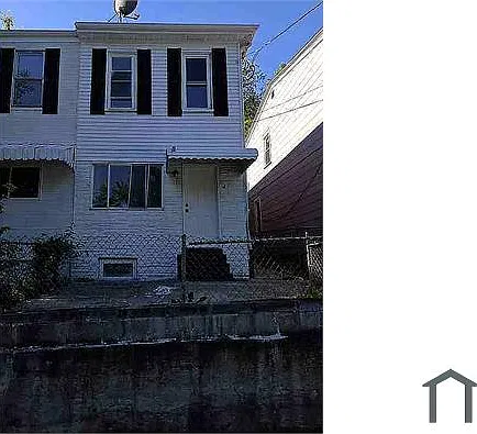 12 Courtright St