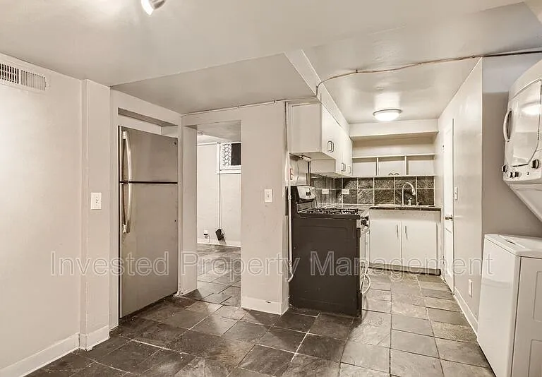 3417 E 14th Ave #1 — Photo 8