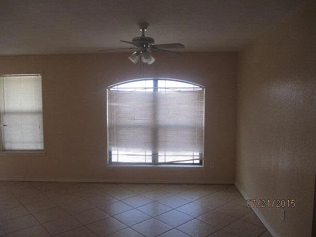 130 Wild Olive St — Photo 4