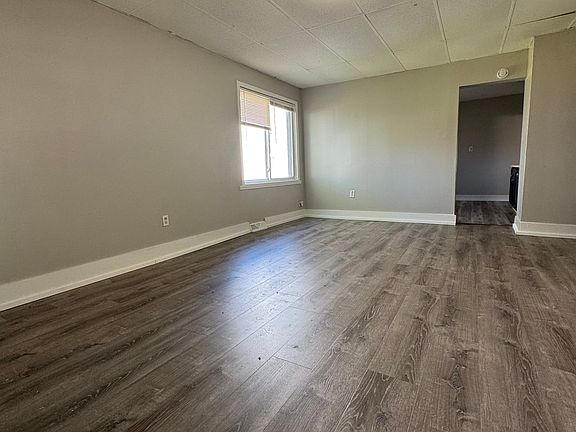 5th image of 8075 Studebaker Ave